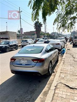 كرايسلر 200
